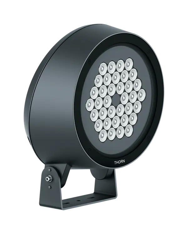 Modernes schlankes LED-Lichtpaneel mit sanfter, diffuser Beleuchtung, fortschrittliches Lichtdesign von Zumtobel