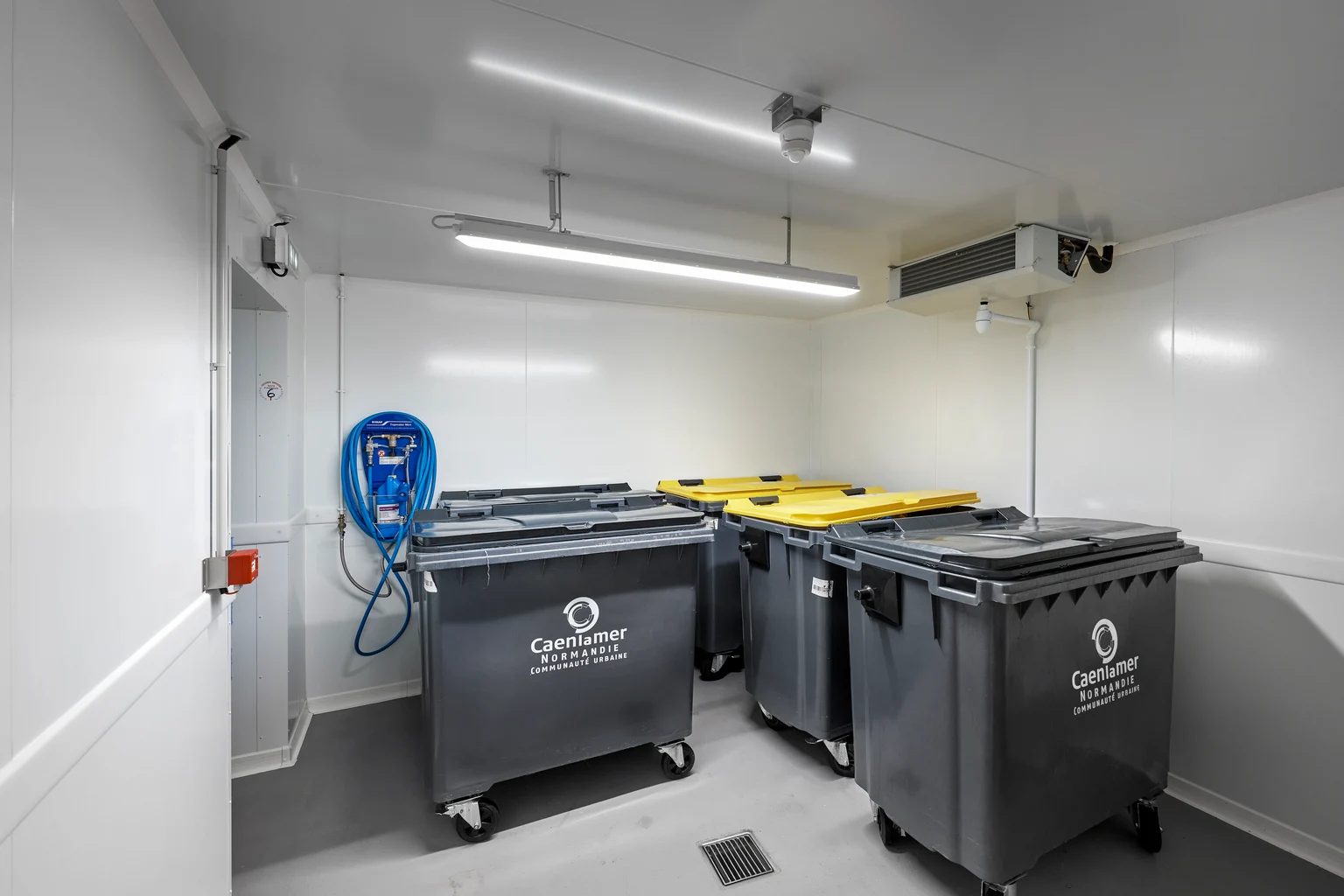 Luminaire protégé Aquaforce par Thorn Lighting