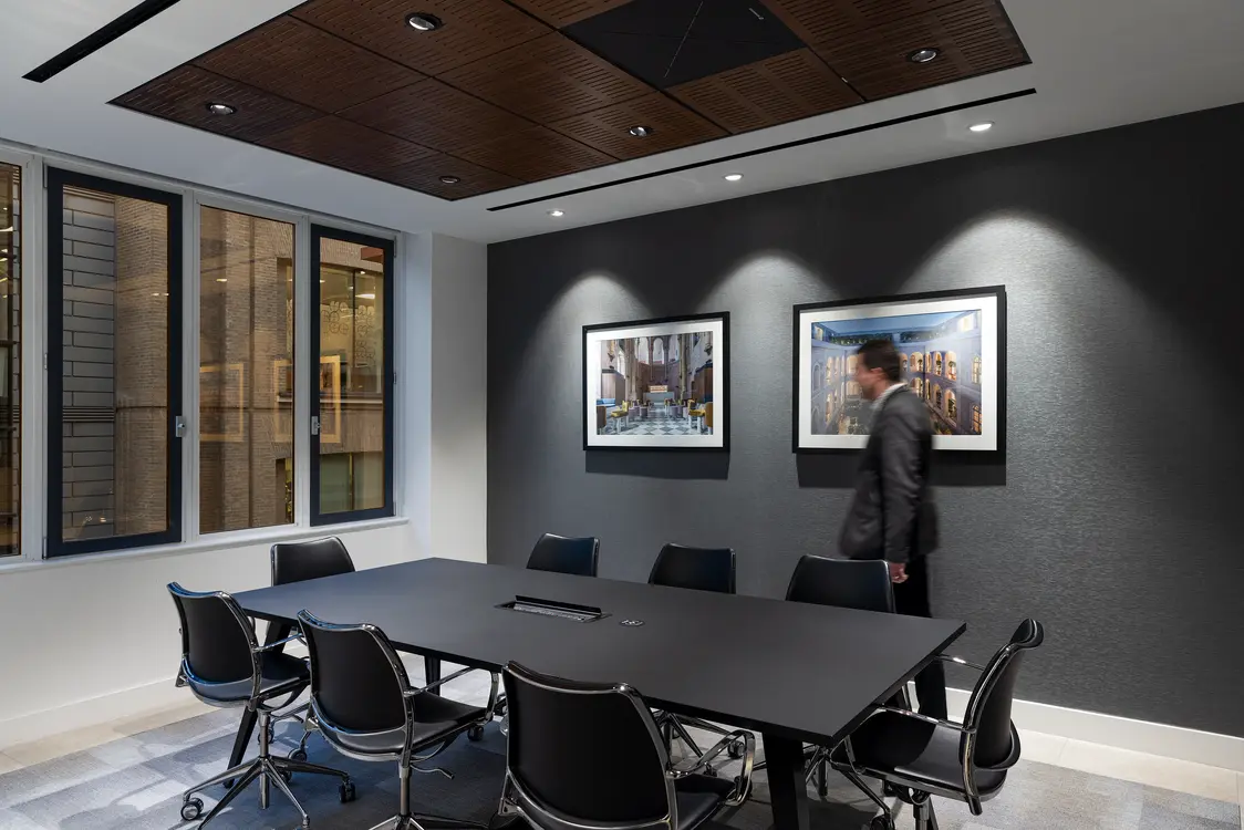 Inside of Meeting Room Fetter Lan Yard Office Building in London. Lighting by Zumtobel Lighting