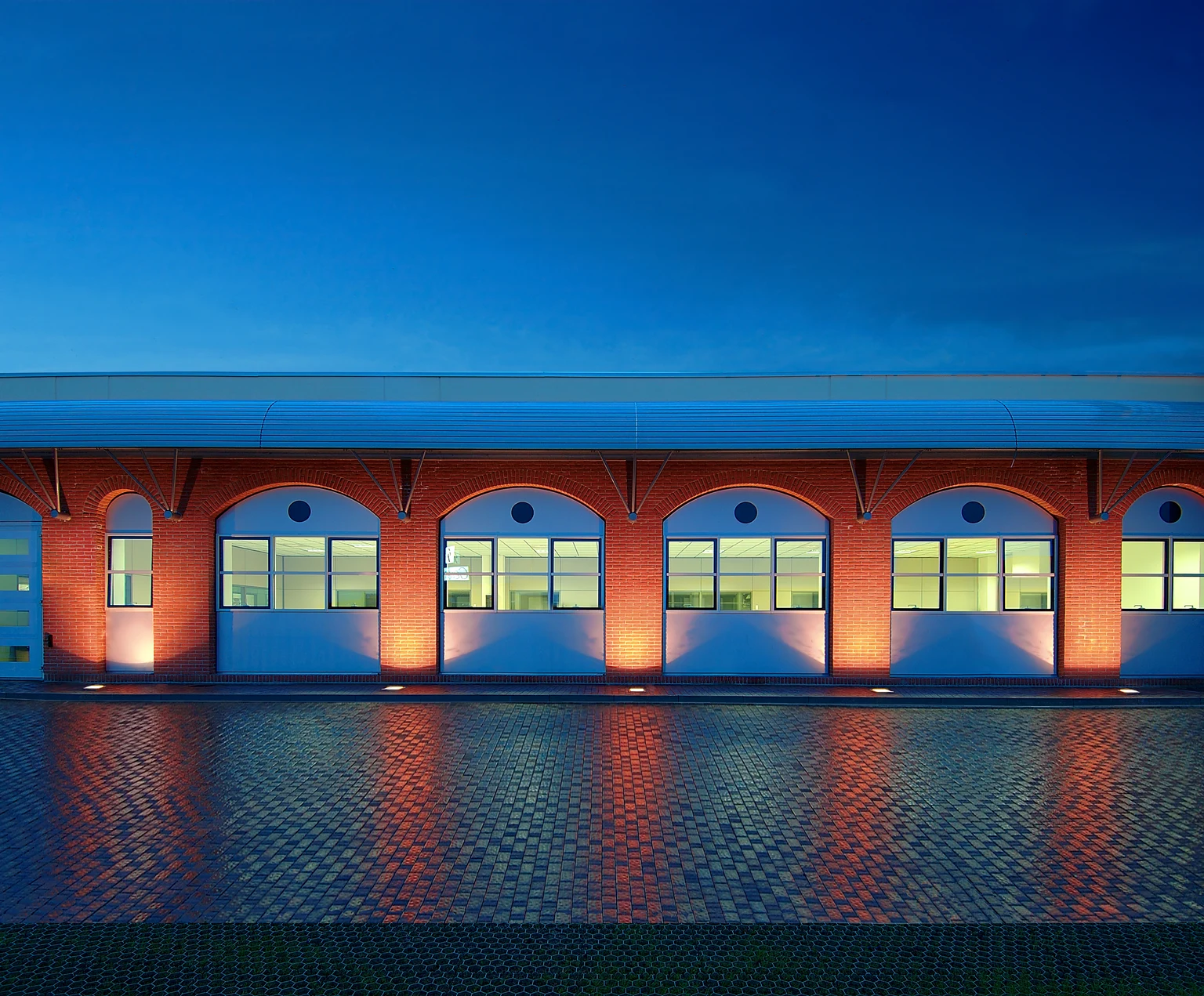 Axyl Opera | Begehbare Bodeneinbauleuchten von Thorn Lighting