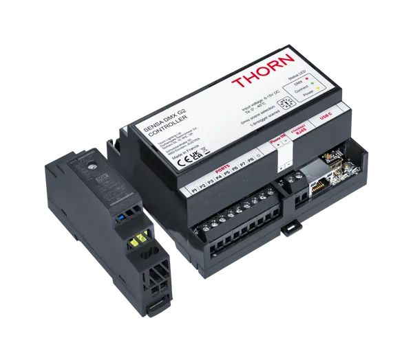 Commandes d’éclairage extérieur Sensa DMX par Thorn Lighting