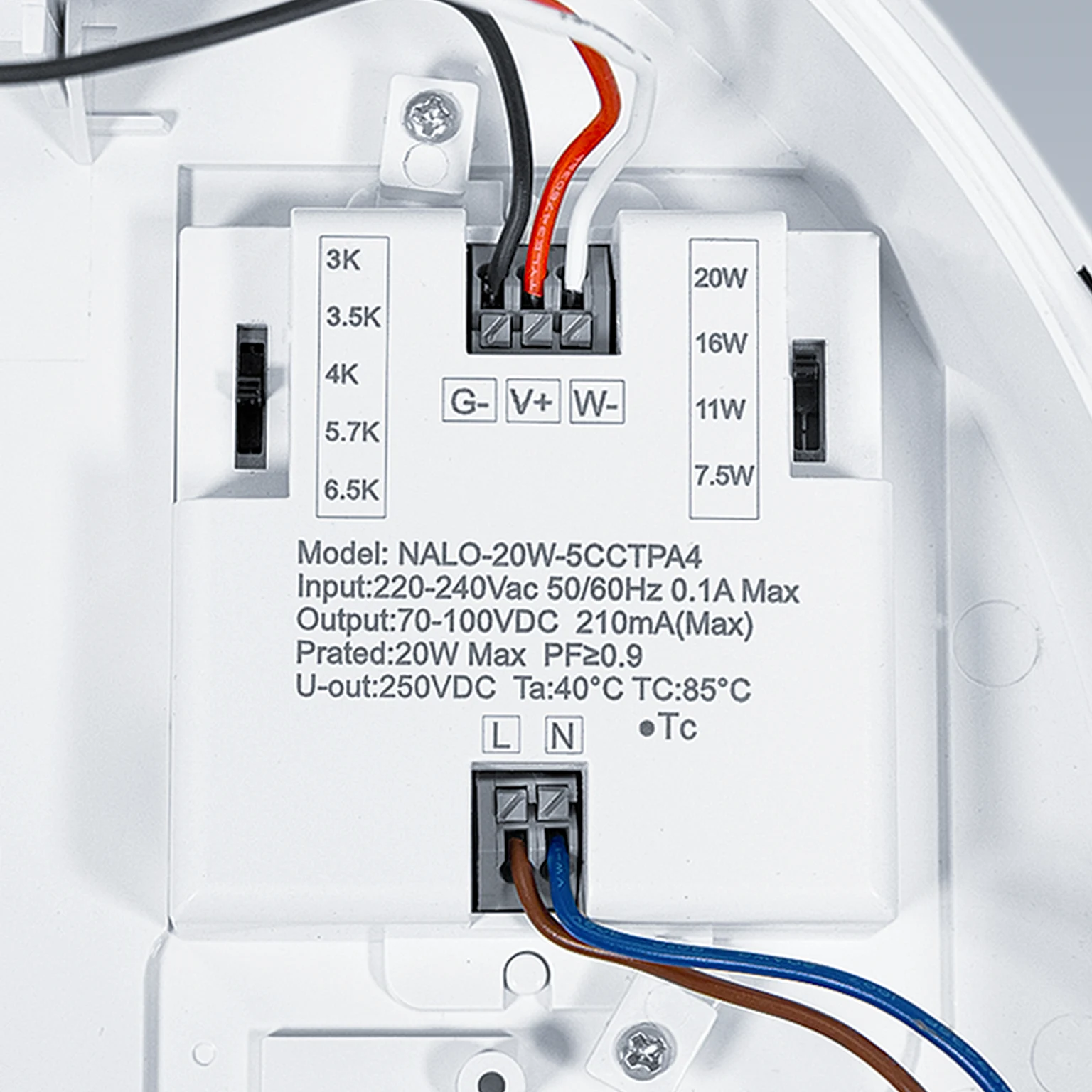 Nahaufnahme der Vario- und Flex-Funktionsschalter für Tom Bulkhead