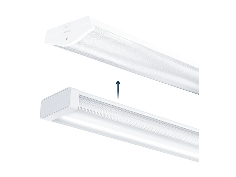 Bild von College mit einer 1:1-Darstellung der alten und neuen College-Leuchte