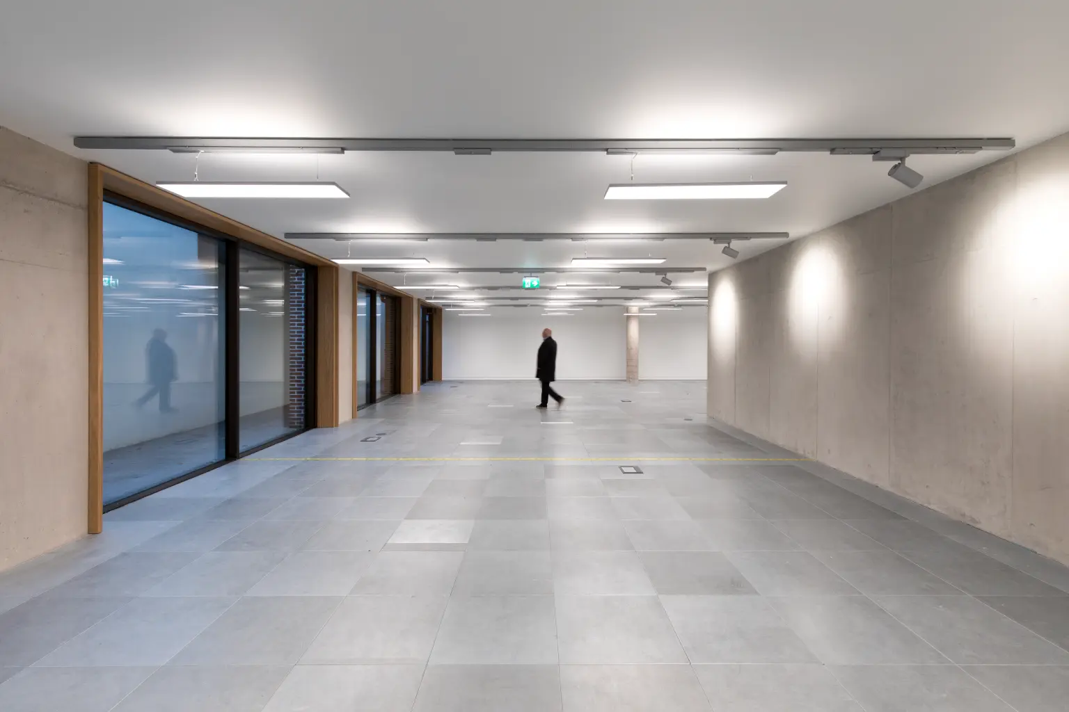 247 Wimbledon The Broadway - Office