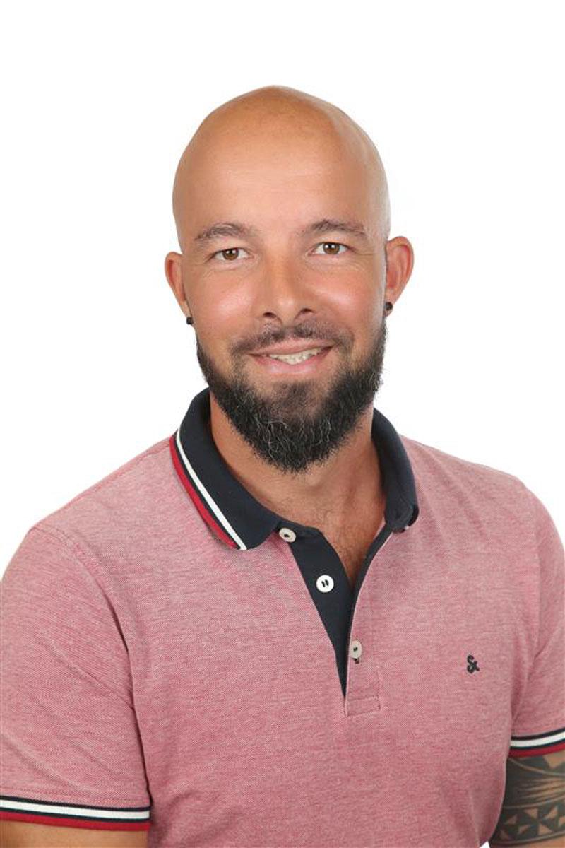 Portraitfoto von Marco Dellenbach