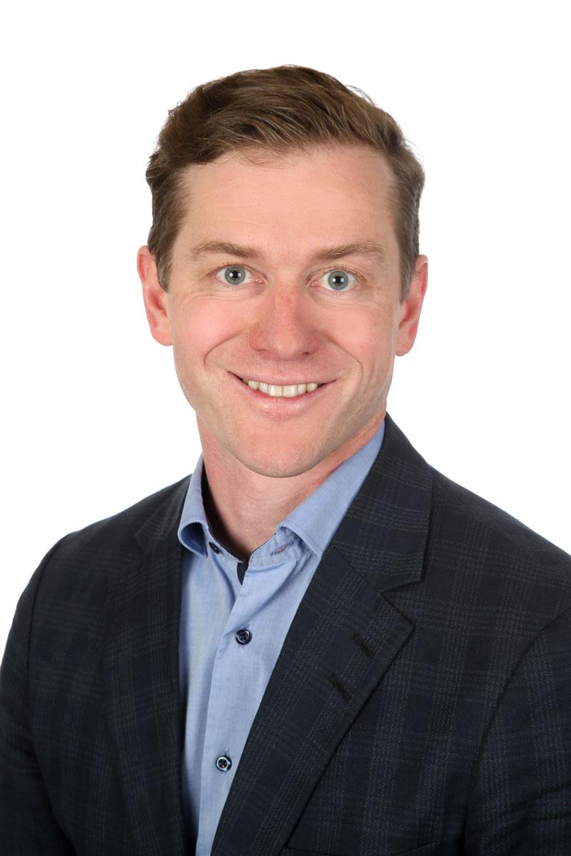 Portraitfoto von Emanuel Hagspiel