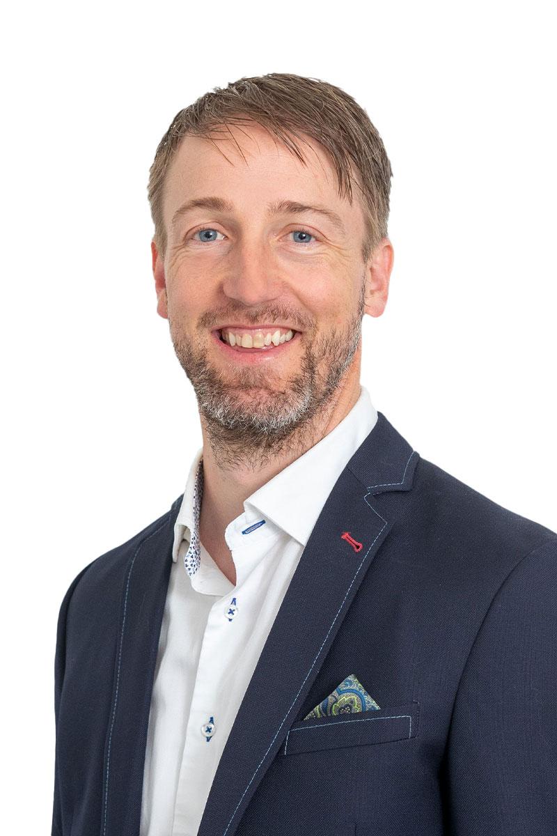 Portraitfoto von Bernhard Zehnder