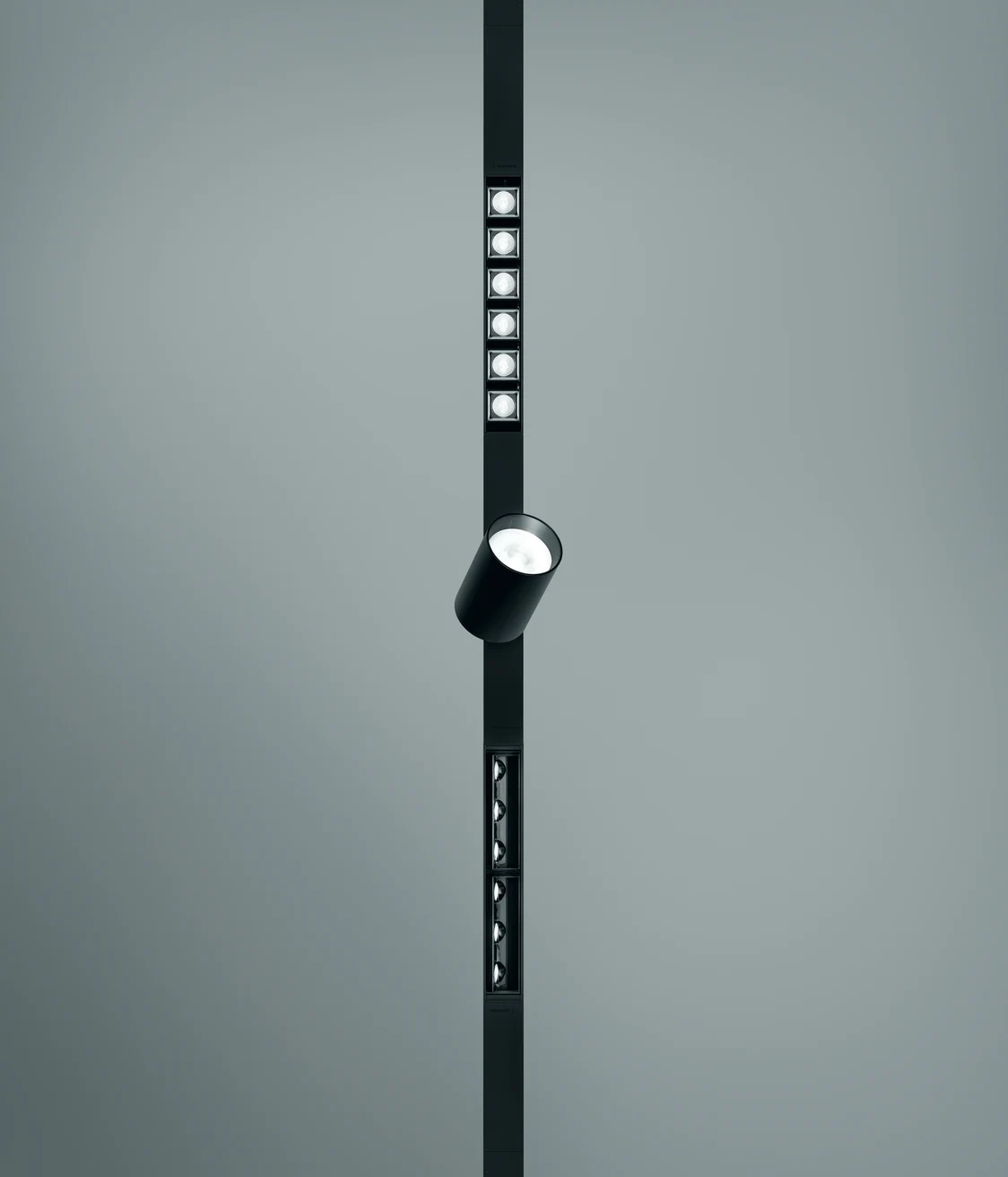  Das SUPERSYSTEM INTEGRAL Beleuchtungssystem bietet eine flexible, modulare Lichtlösung mit Leuchtmodulen für verschiedene Umgebungen.