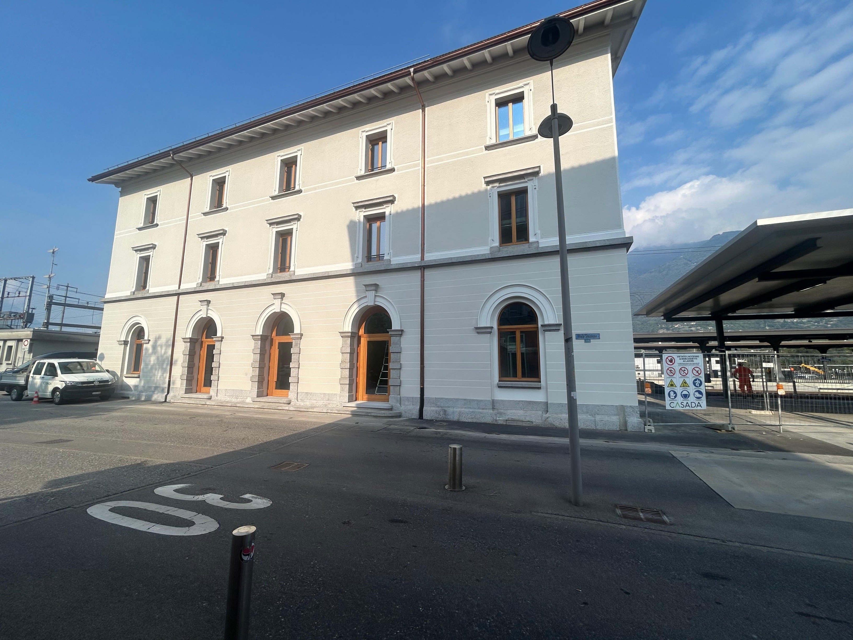Stazione FFS di Giubiasco: concluso il rinnovo dello stabile viaggiatori