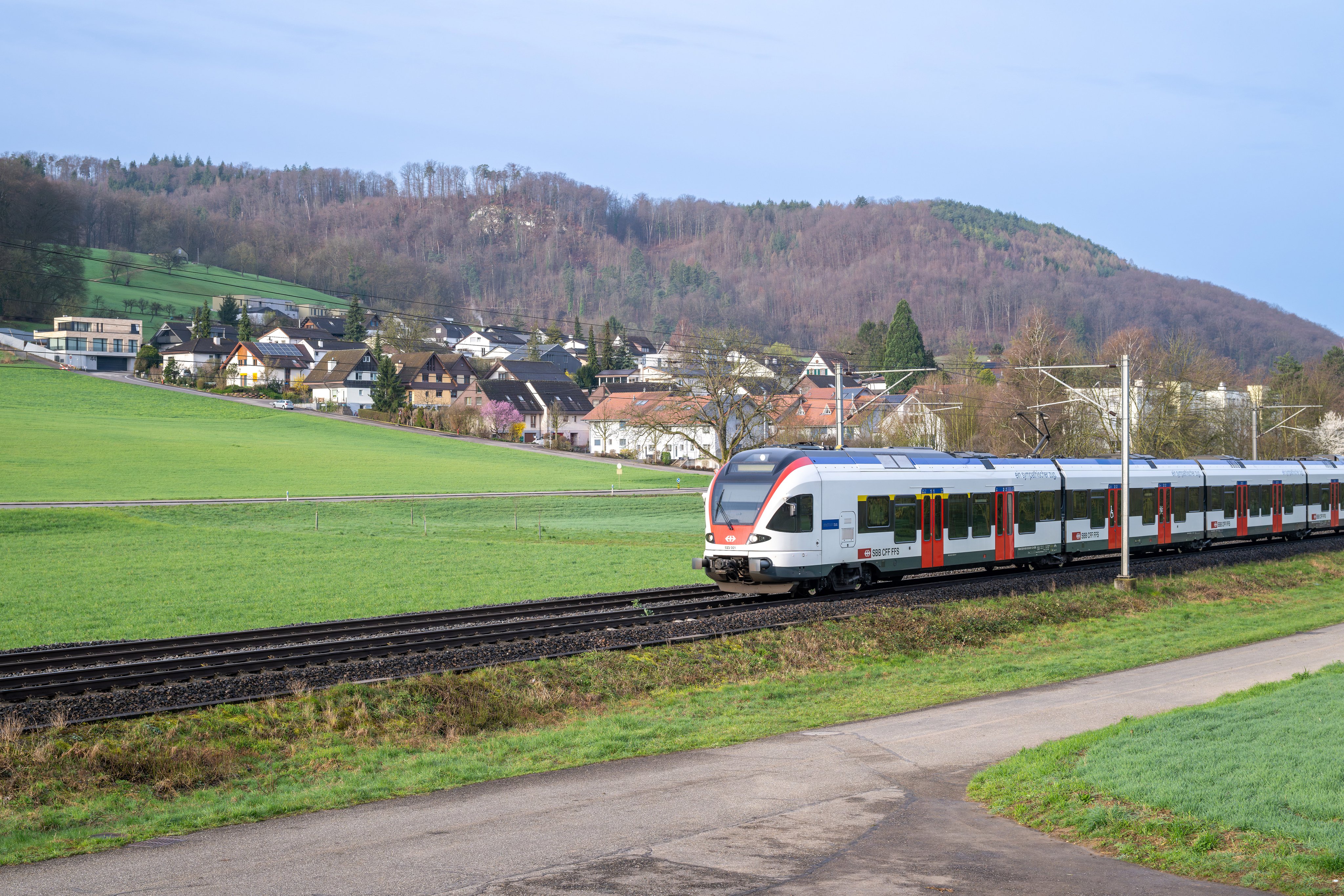 Viertelstundentakt Basel–Aesch soll temporär schon früher kommen
