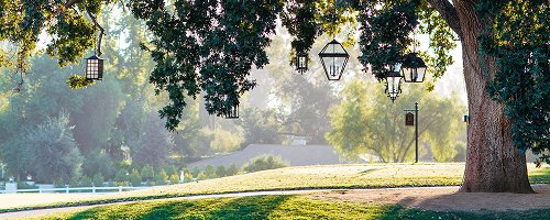 ojai-valley-inn-spa-walkway