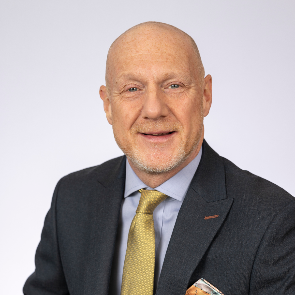 Headshot of Gareth Redding Senior portfolio manager, commercial team