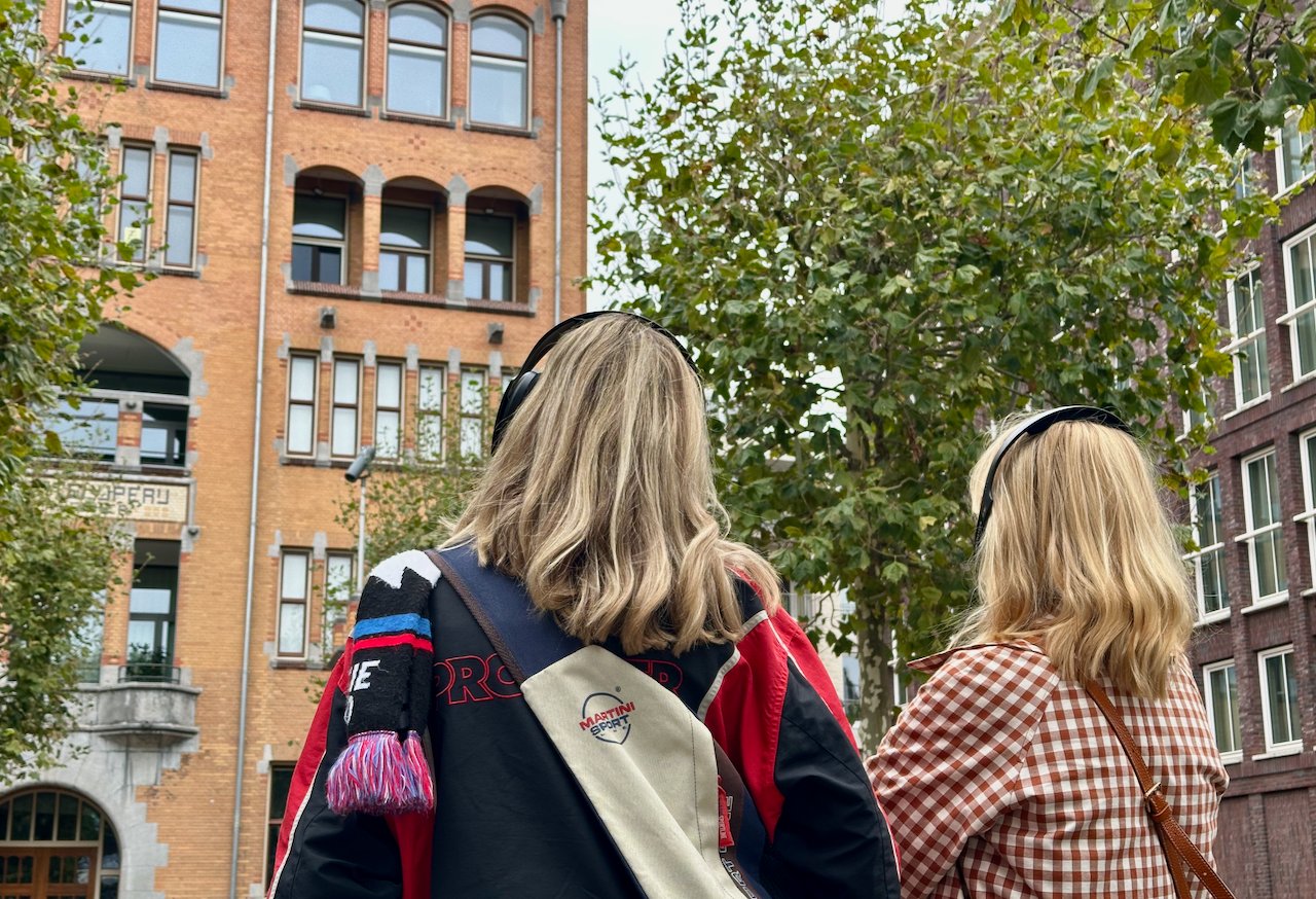 Audiowandeling: Een Vrouwelijk Geluid