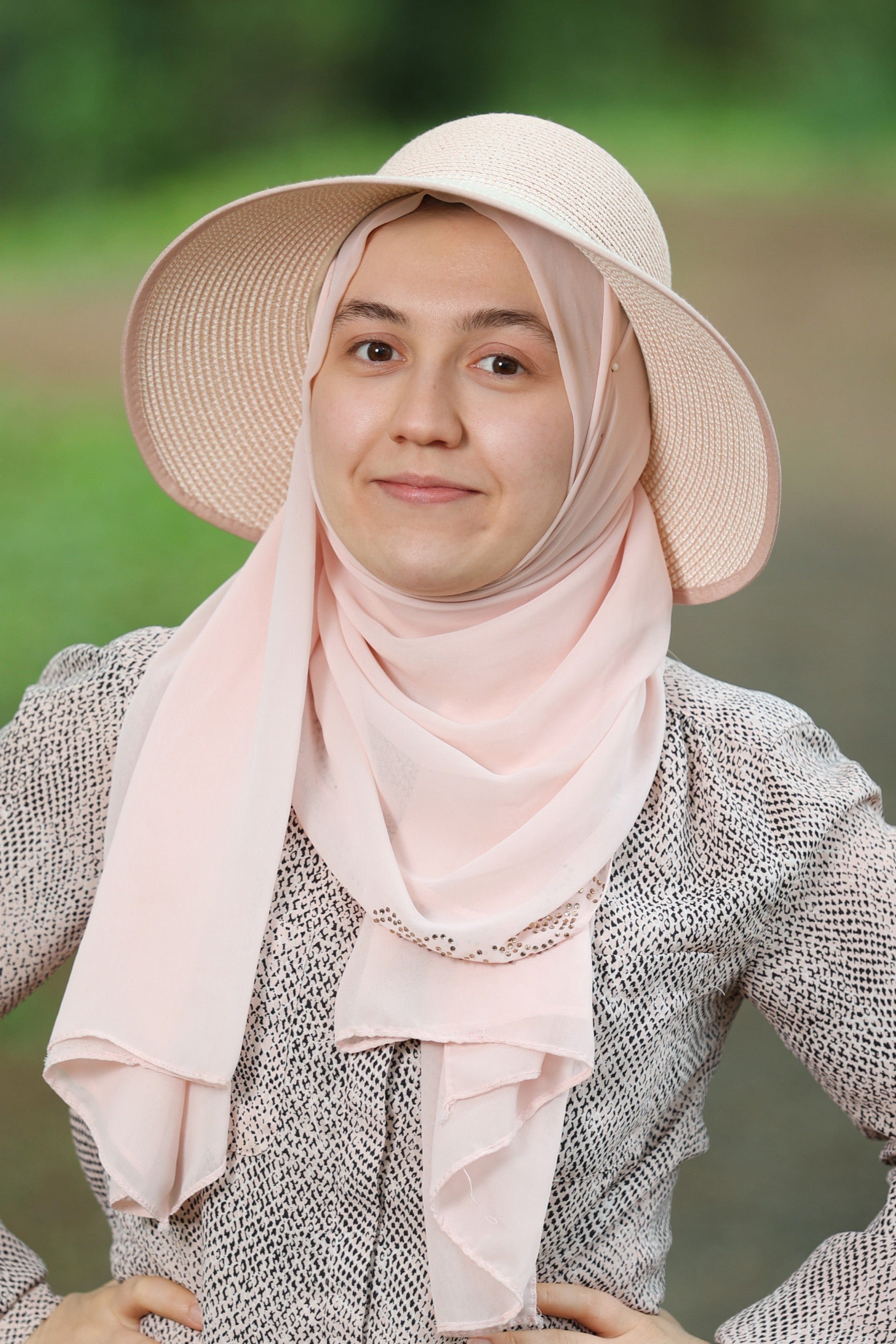 Omina Nazarzoda head shot