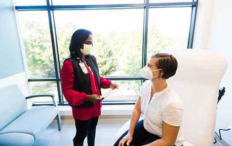 a new cancer patient meets a nurse