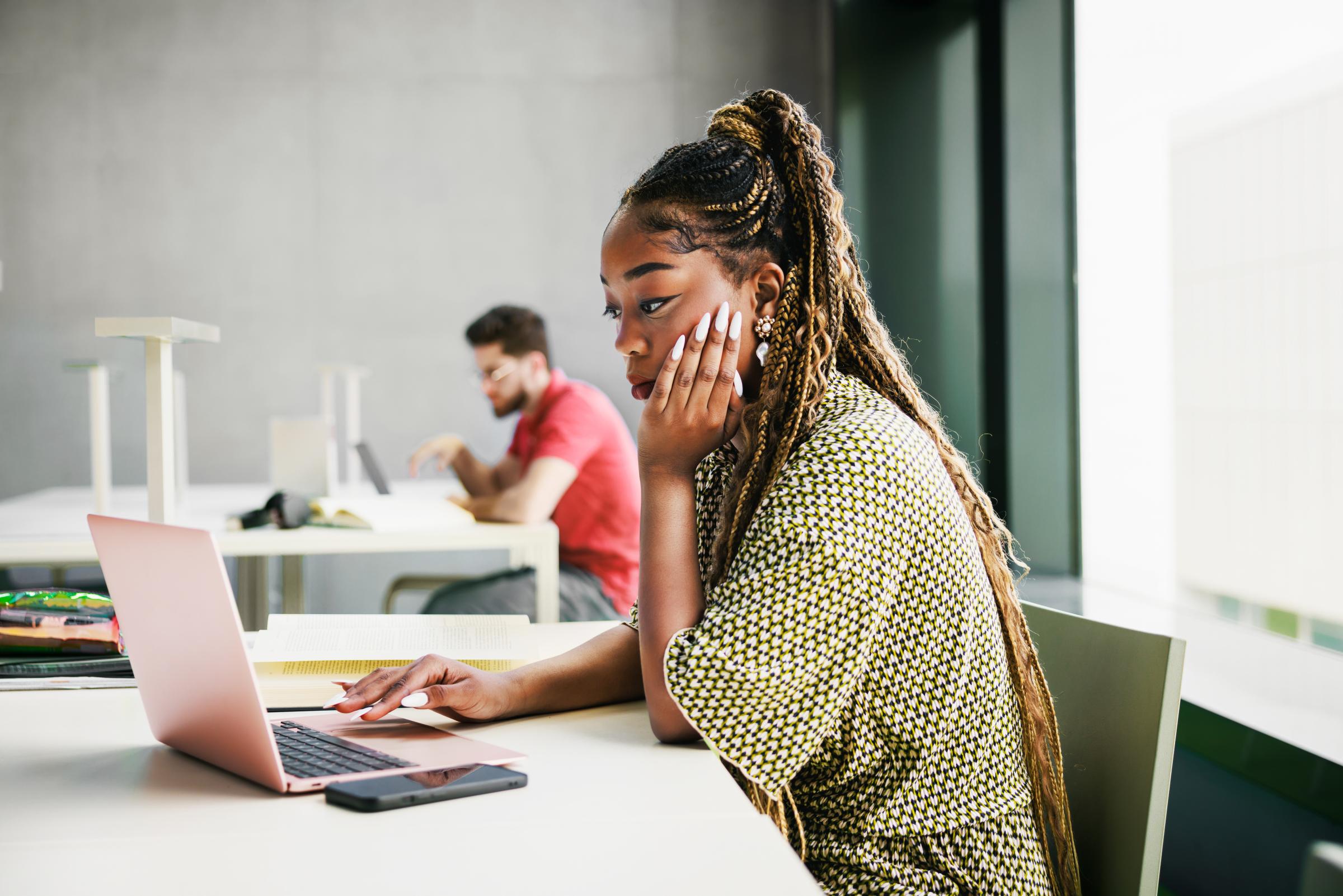 GettyImages-2193883746-learning-about-cancer