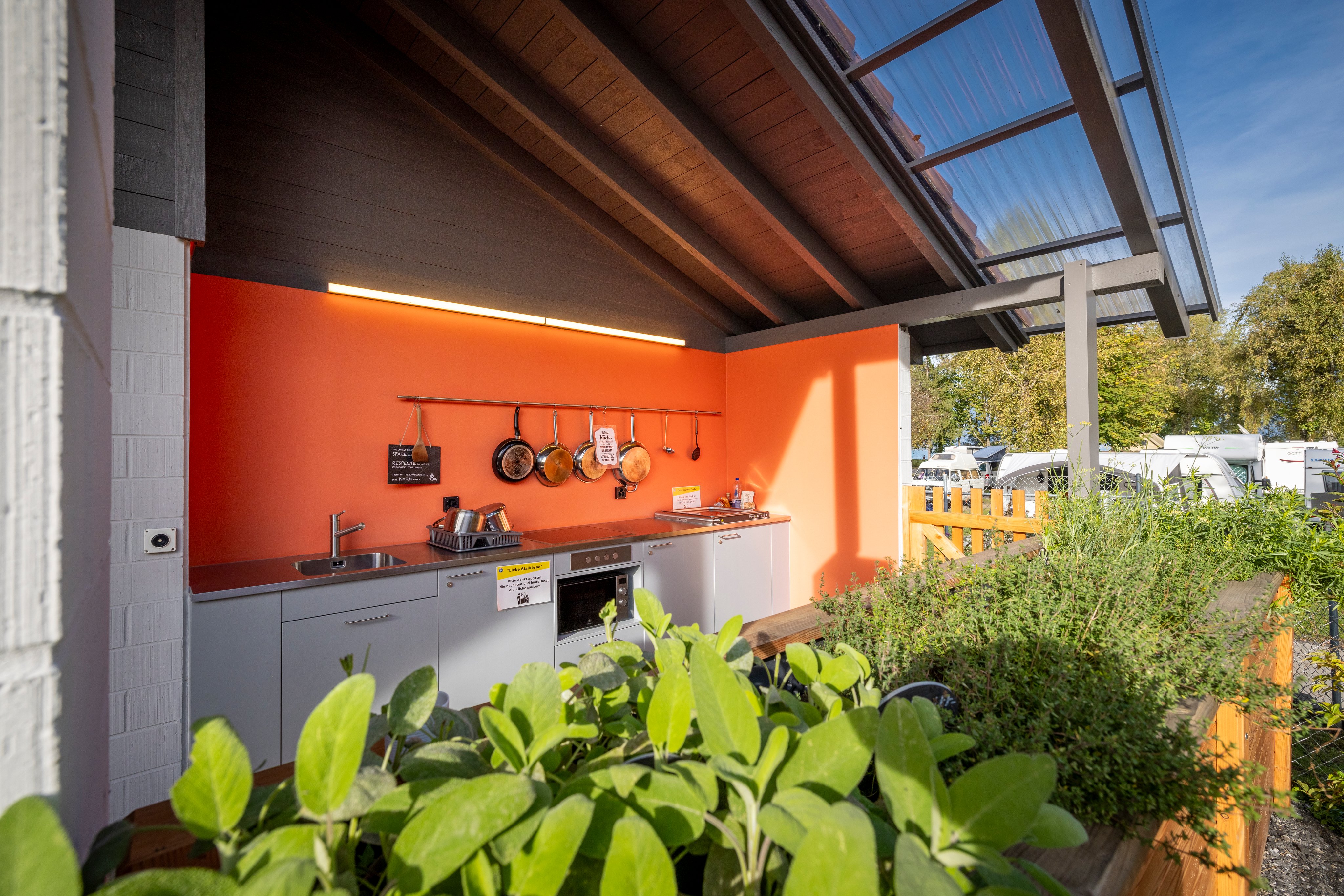 Cuisine extérieure dans un camping.