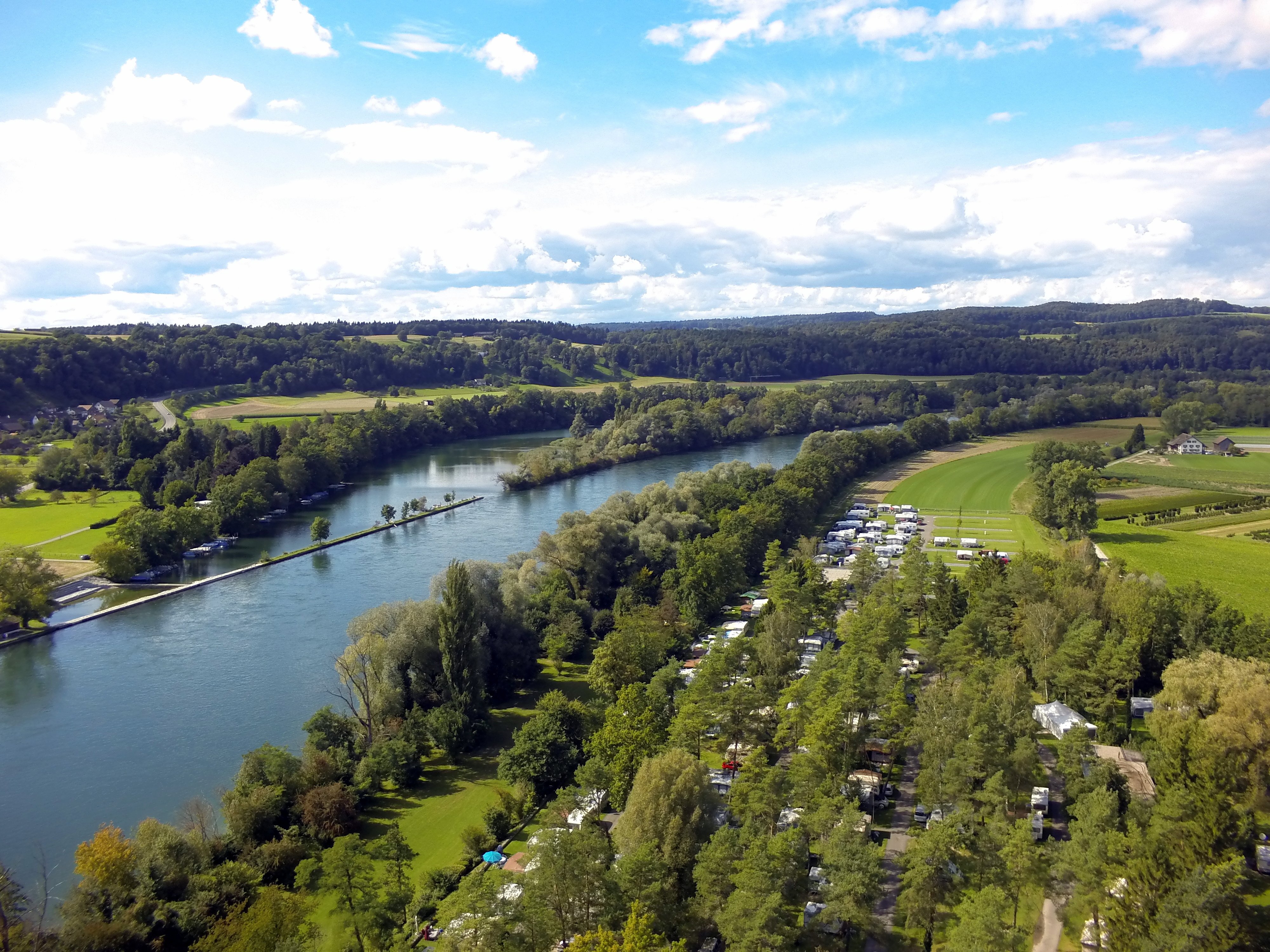 Prise de vue par drone du TCS Camping Flaach et de ses environs