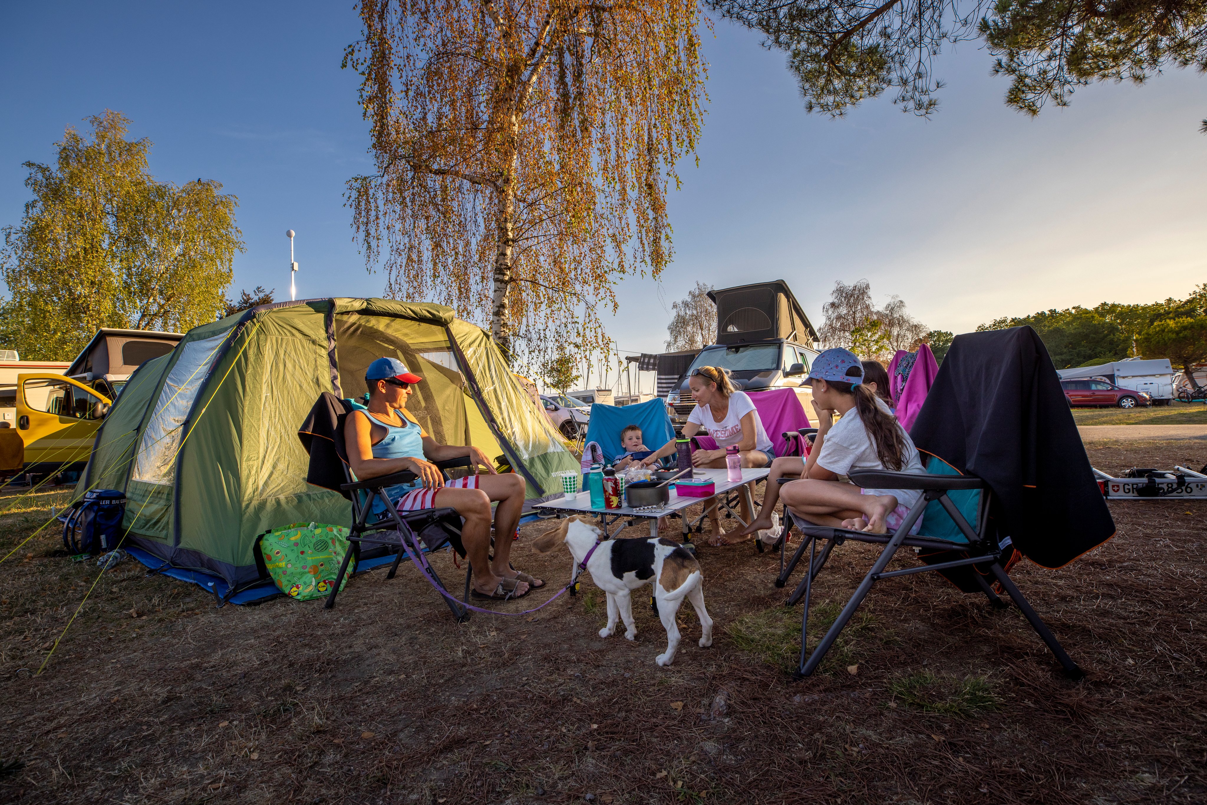 Camping familial de Morges avec emplacements